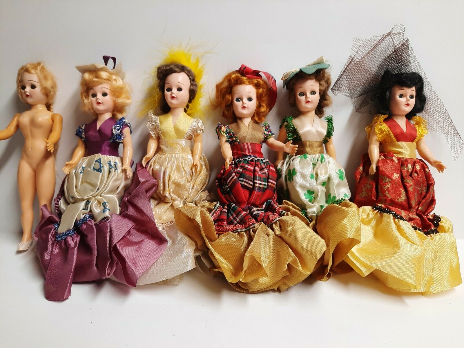 Vintage 1950's Dolls From Around The World