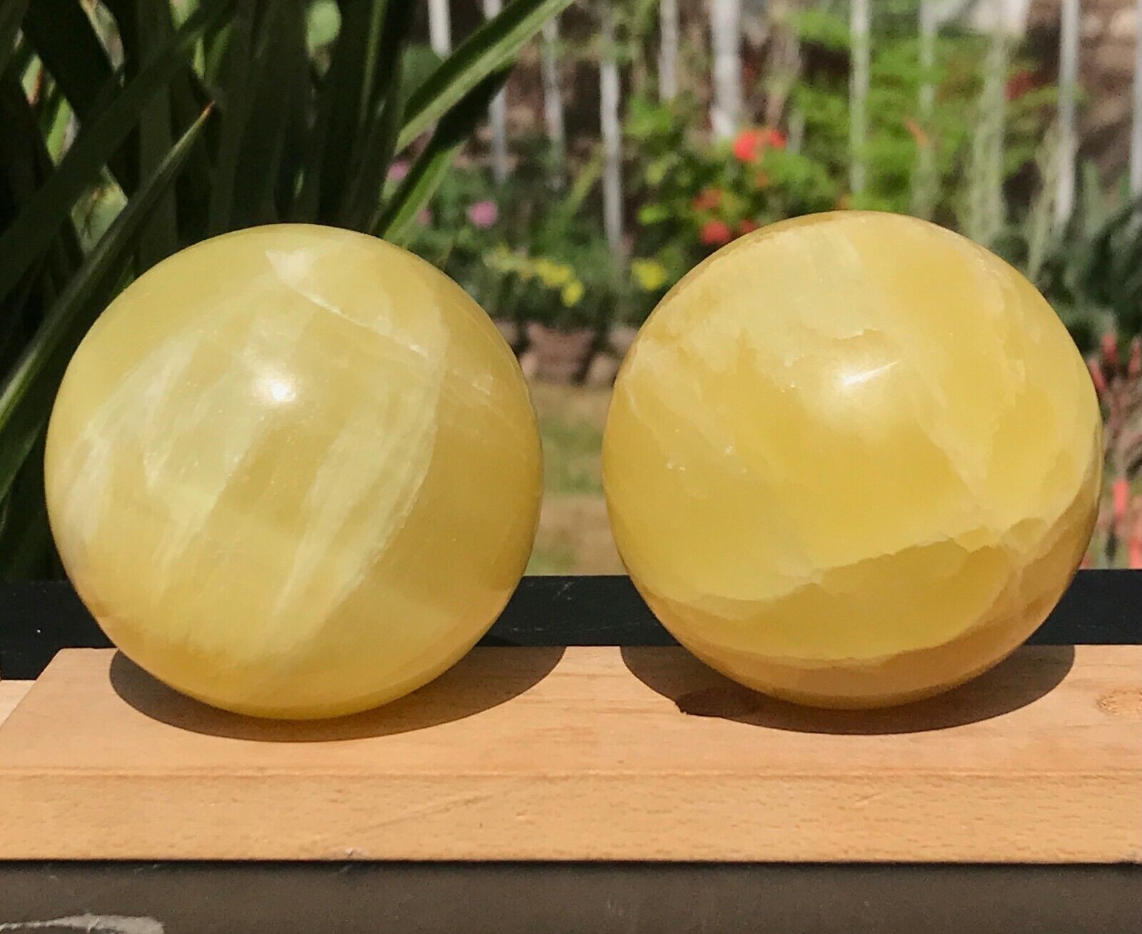 2 Pieces Top Quality Yellow Lemon Calcite Sphere / Decoration/ Healing (p5)